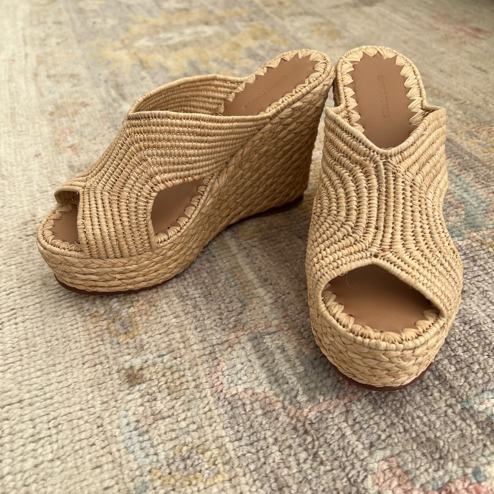 Carrie Forbes Wedge - Picture 4 of 10